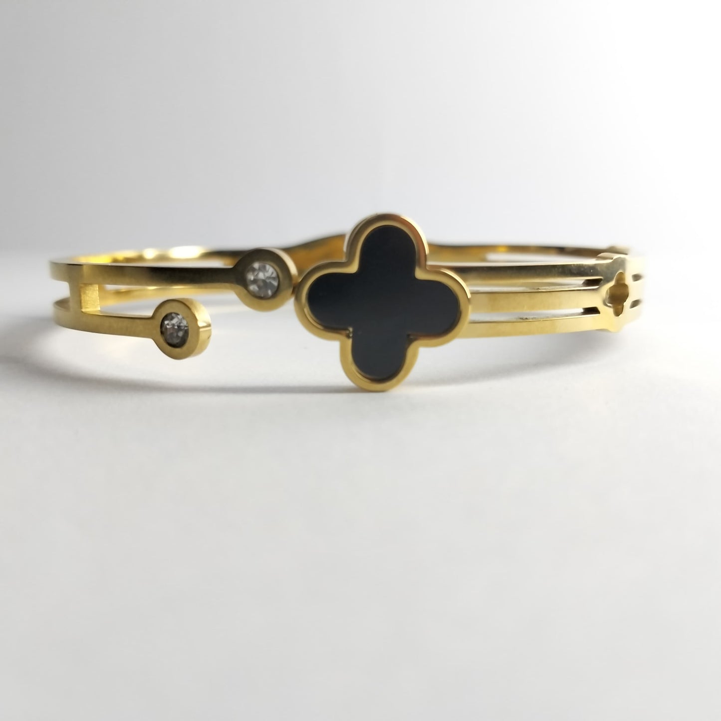 Golden Clover Luxe Bracelet